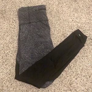LULU LEMON Workout Leggings